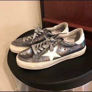 Golden Goose Sneakers